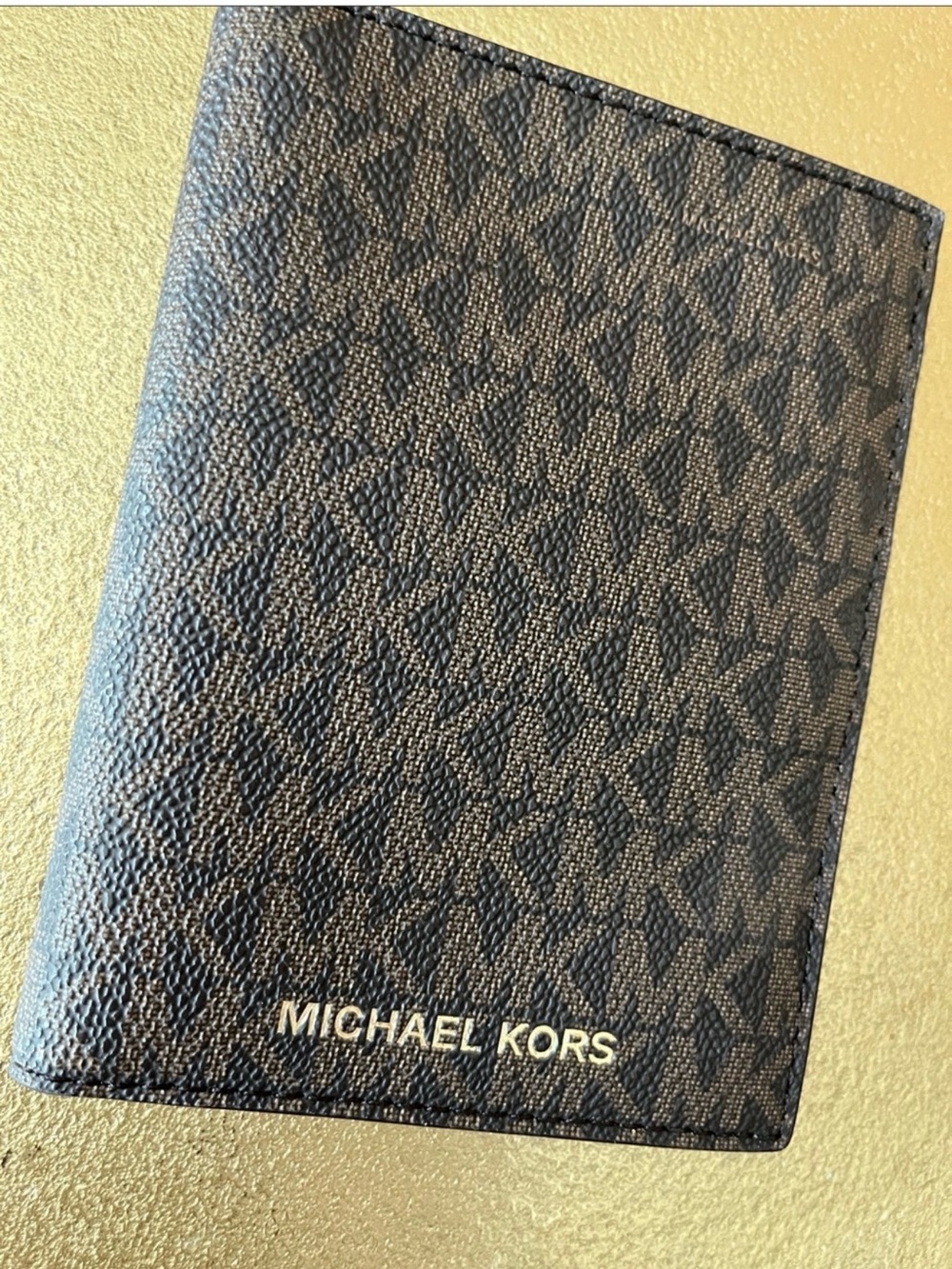 Michael Kors Logo-Print Passport/Card Holder Wallet